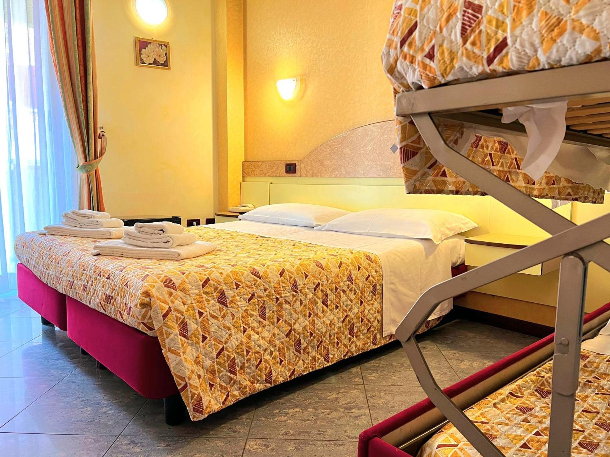 Hotel Soleblu Rimini Exterior photo