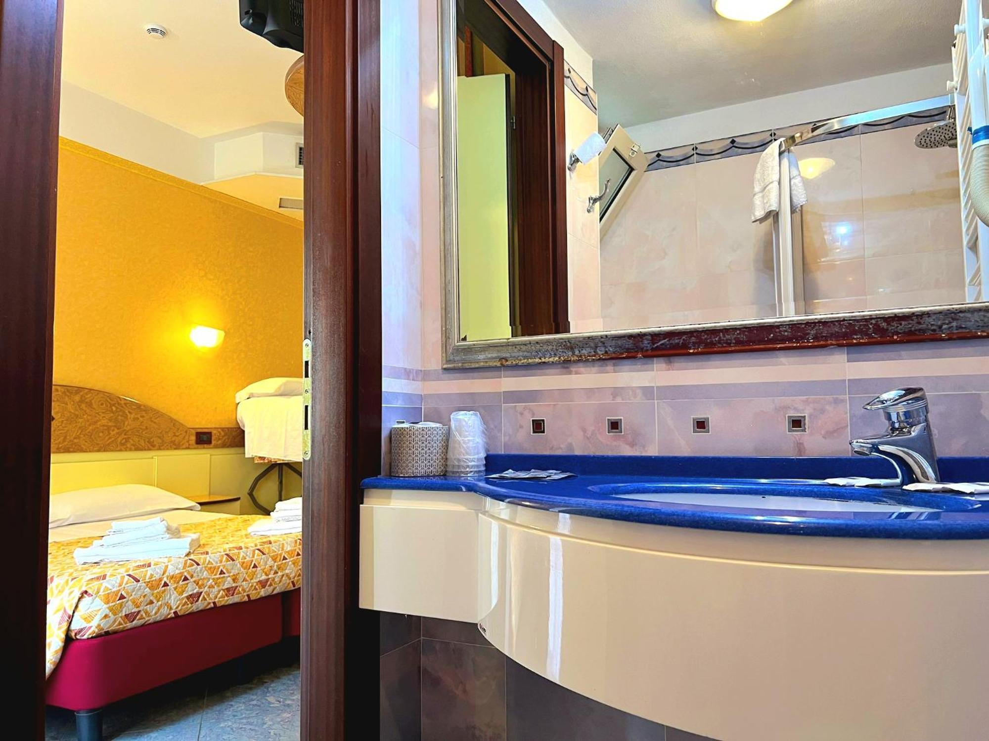 Hotel Soleblu Rimini Exterior photo